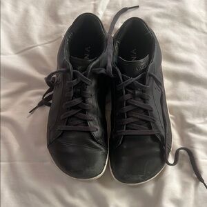 Men's Black Sneakers